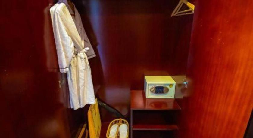 グランド シェチュアン ホテル ビエンチャン エクステリア 写真